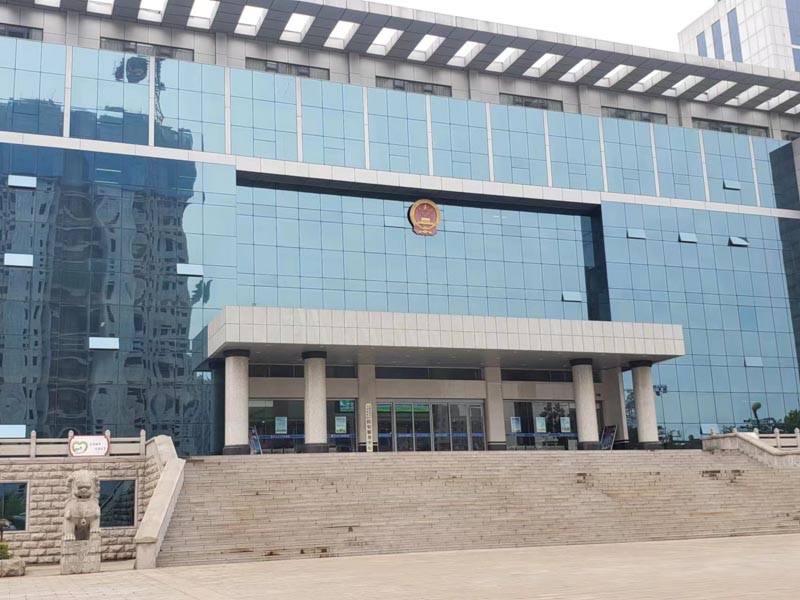 浦東區(qū)律師為您講解在公共場所中犯罪該如何認定