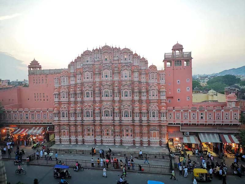 上海市律師事務所教你如何區(qū)分詐騙罪和集資詐騙罪