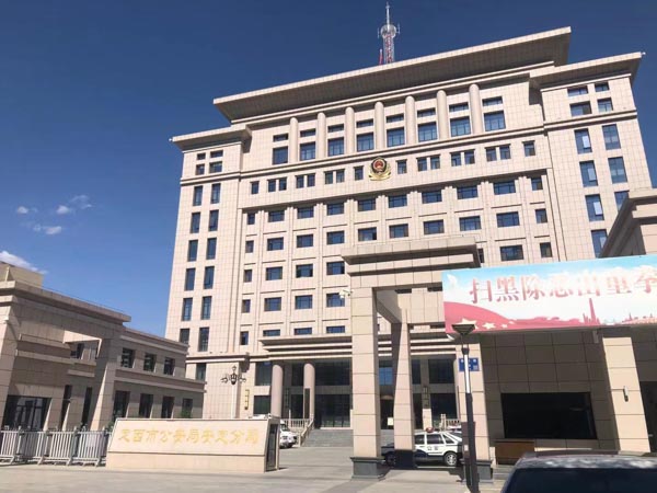 醫(yī)院員工勞動糾紛中違約條款如何適用？上海律師咨詢網(wǎng)告訴您