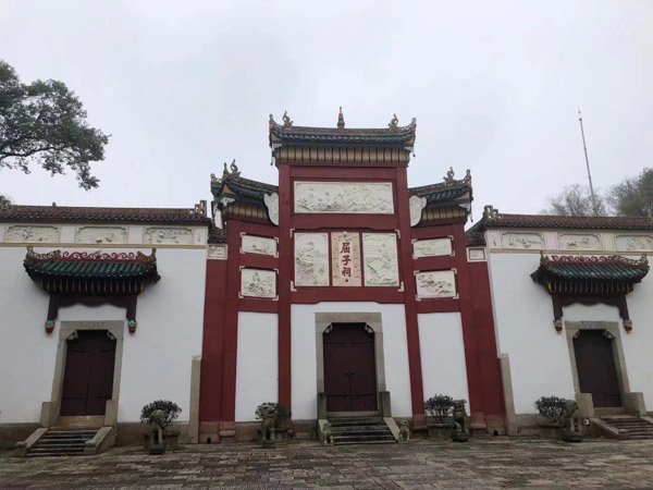 浦東區(qū)律師為您講解法律對公共場所的定義是怎樣的