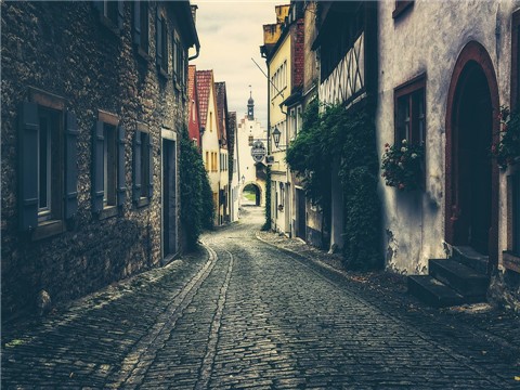 建筑工程非法轉(zhuǎn)包要承擔(dān)刑事責(zé)任嗎