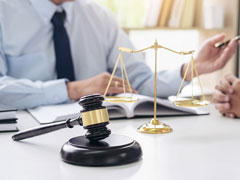 <b>如何認(rèn)定黑社會(huì)性質(zhì)組織犯罪案件中的保護(hù)傘問(wèn)題？上海資深刑事律師告訴您</b>
